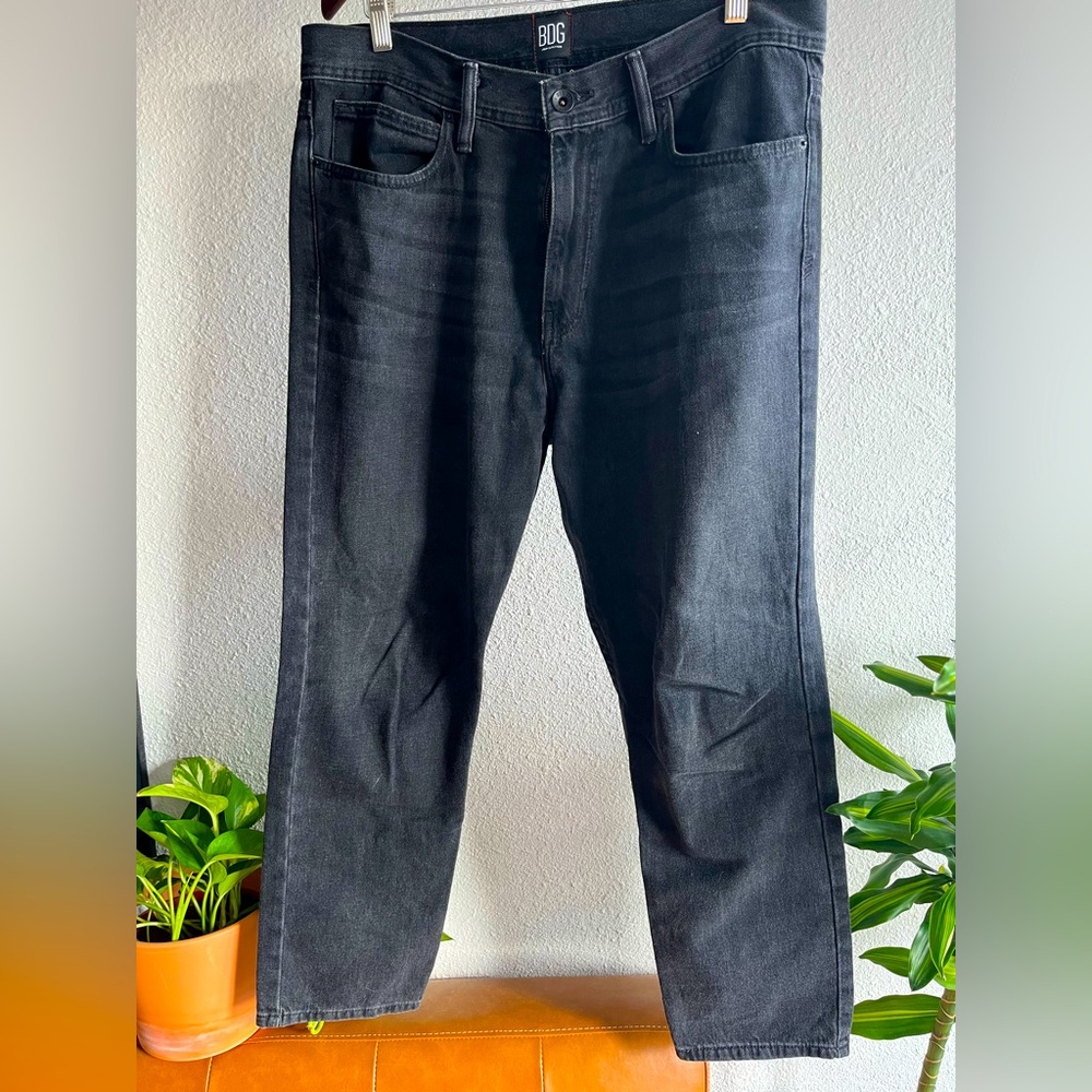 URBAN OUTFITTERS BDG JEANS